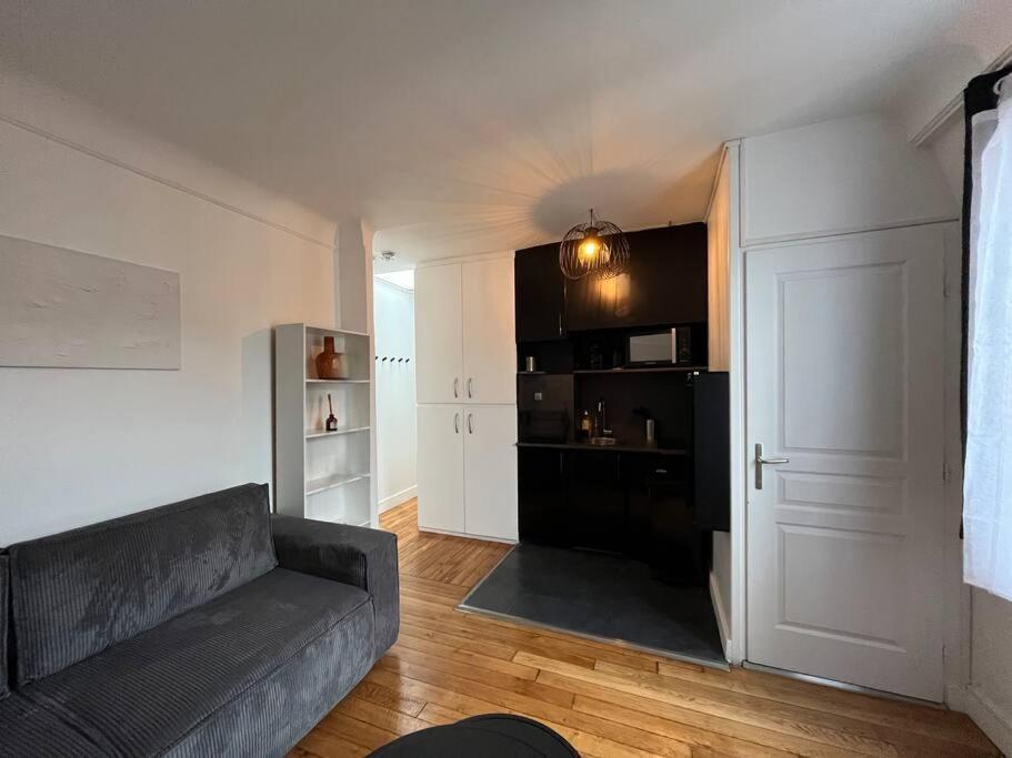 Central Typical Parisian Studio Exterior foto